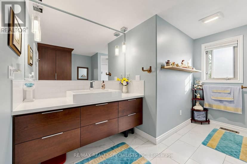14 Kimberly Court — photo 18 of 35
