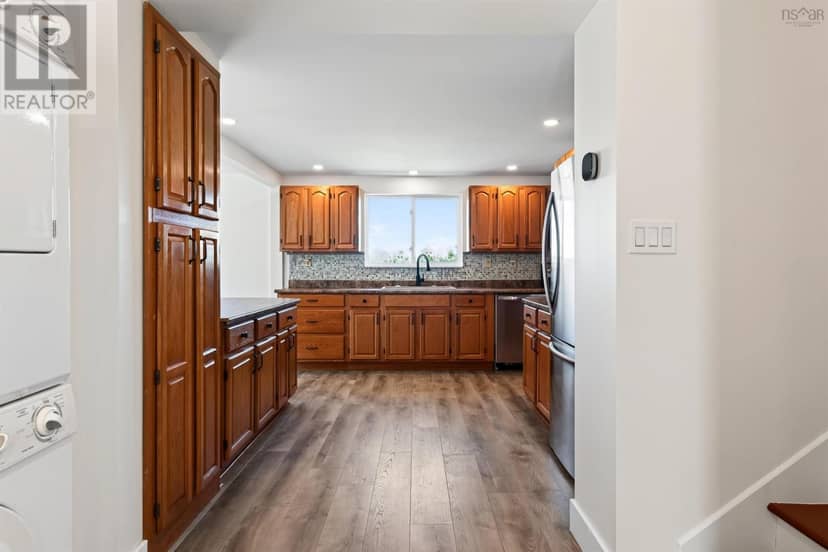 115 Harbourview Drive — photo 17 of 40