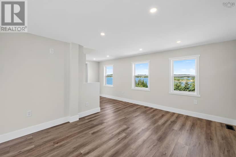 115 Harbourview Drive — photo 37 of 40