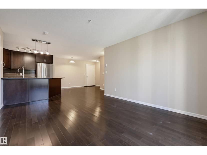 #208 2204 44 AV NW, Edmonton, photo 7