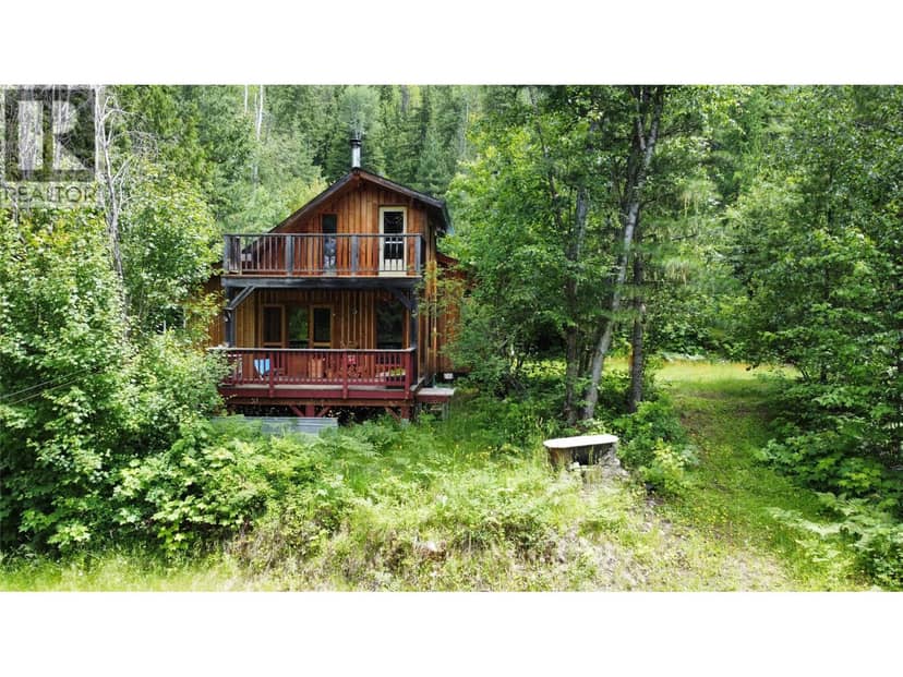 7152 GRAHAM Road, Winlaw