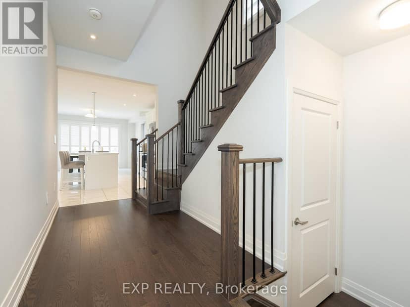 14 Longworth Avenue — photo 6 of 30