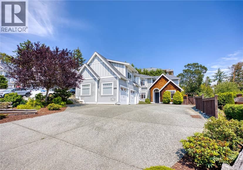 4826 Vista View Cres — photo 1 of 40