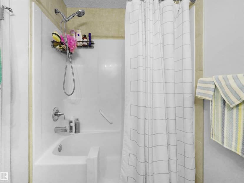 15511 45 ST NW — photo 30 of 40