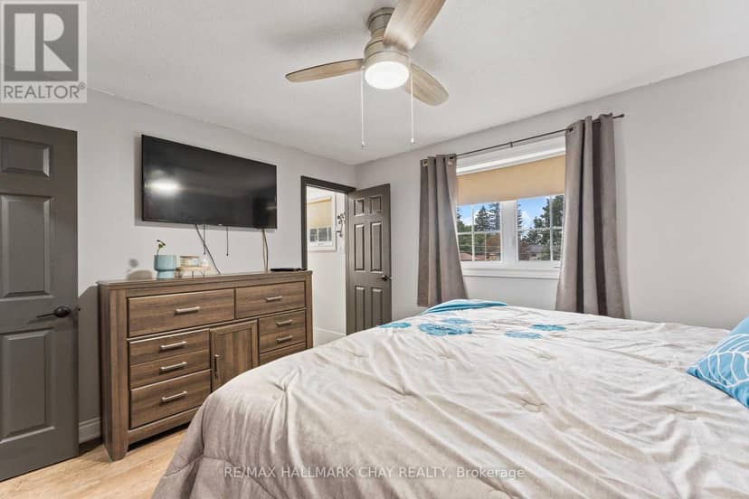 6 Maes Crescent — photo 19 of 40