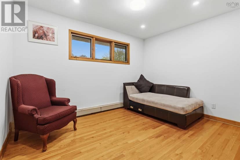 89 Clayton Park Drive — photo 16 of 38