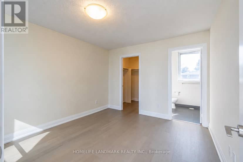 TH12 - 18 Graydon Hall Drive — photo 10 of 25