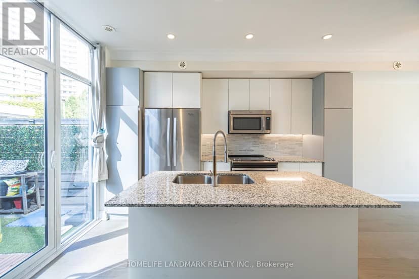 TH12 - 18 Graydon Hall Drive — photo 24 of 25