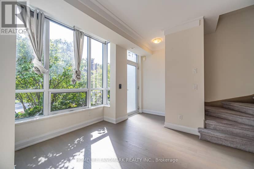 TH12 - 18 Graydon Hall Drive — photo 20 of 25