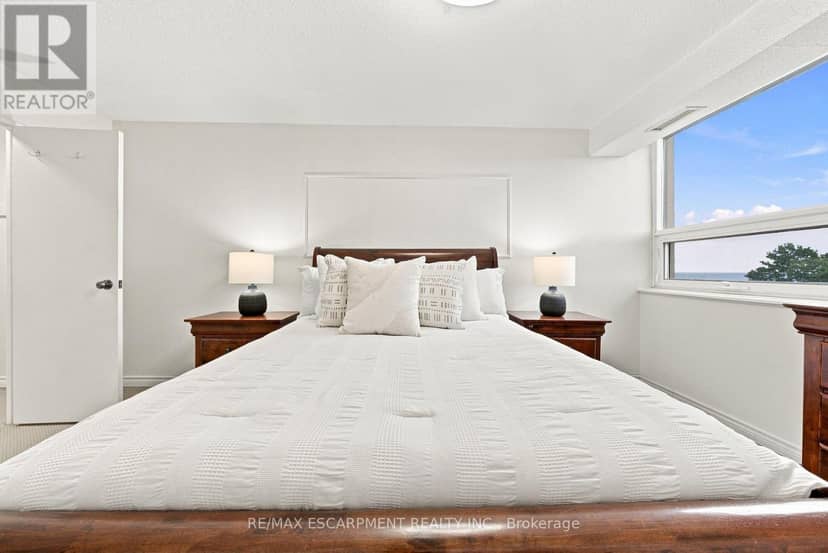 509 - 500 Green Road — photo 16 of 30