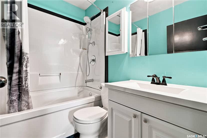 1016 Hastings STREET — photo 15 of 40