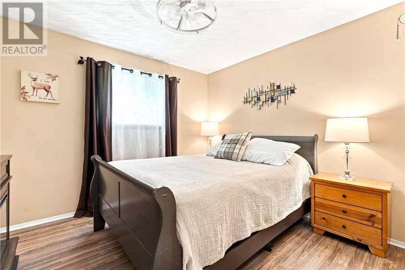2 Marine Drive, Blind River, photo 8