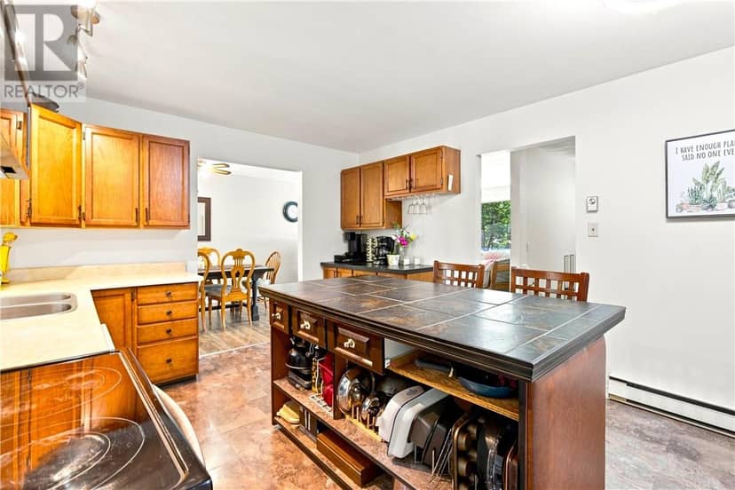 2 Marine Drive, Blind River, photo 6