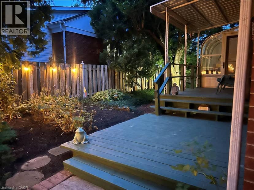 936 BOOTHMAN Avenue — photo 40 of 40