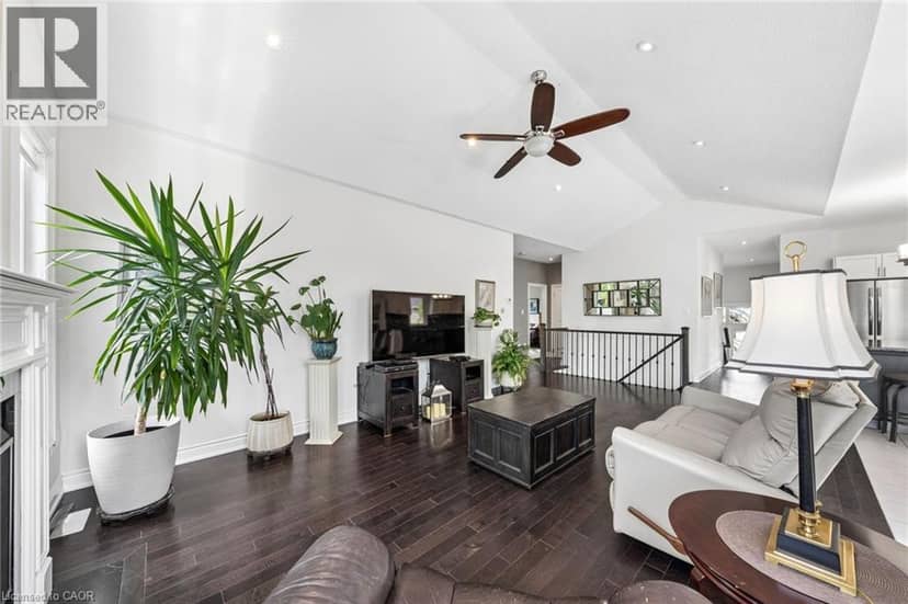 43 ALLEGRA Drive — photo 17 of 31