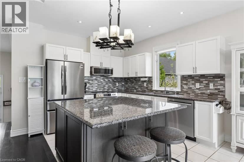 43 ALLEGRA Drive — photo 11 of 31
