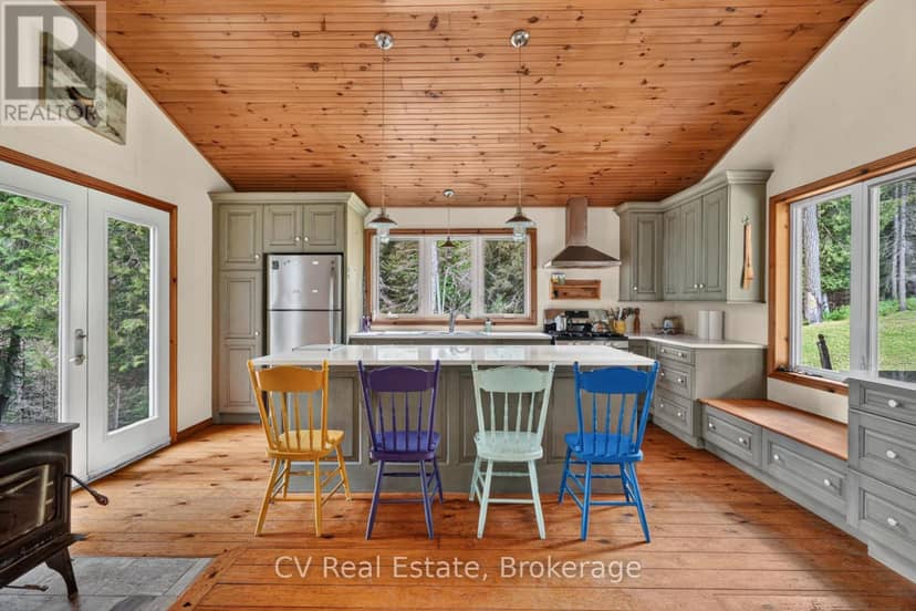 625 Chetwynd Road — photo 15 of 40