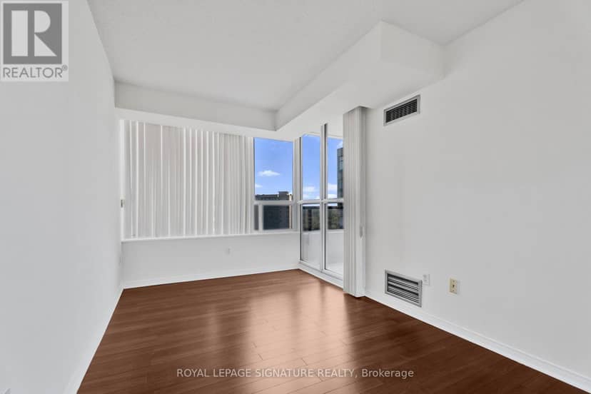 1410 - 11 Townsgate Drive — photo 12 of 34