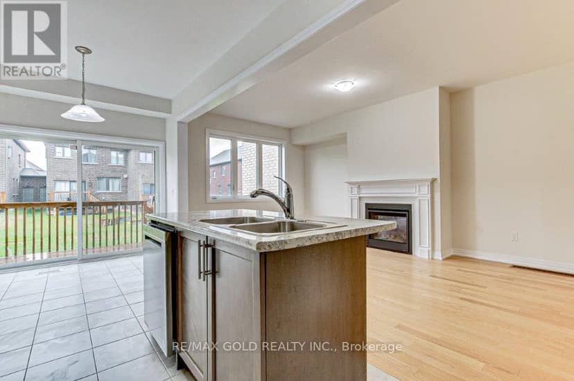 120 Huntingford Trail — photo 14 of 27