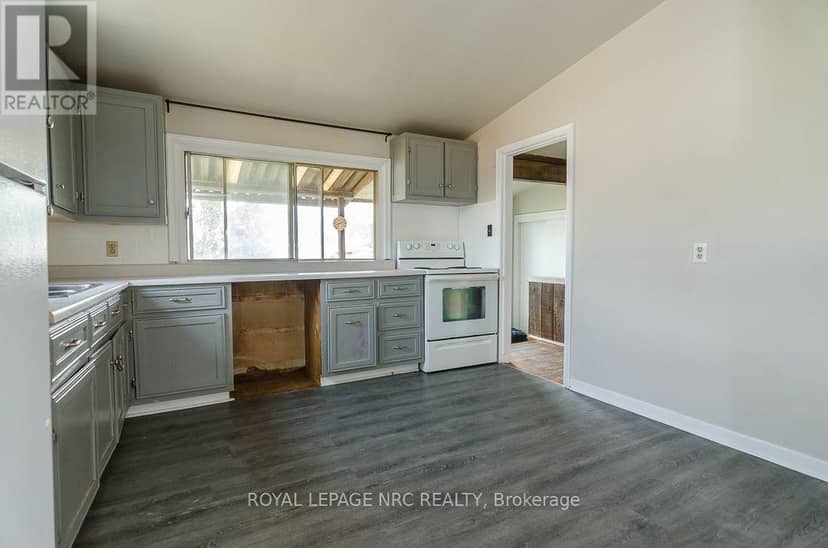 64 Springfield Street — photo 9 of 28