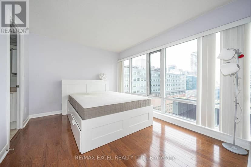 2108 - 210 Victoria Street — photo 13 of 18