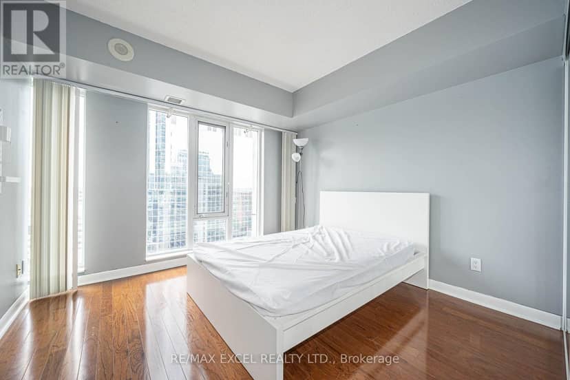 2108 - 210 Victoria Street — photo 16 of 18