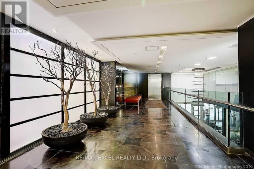 2108 - 210 Victoria Street — photo 5 of 18
