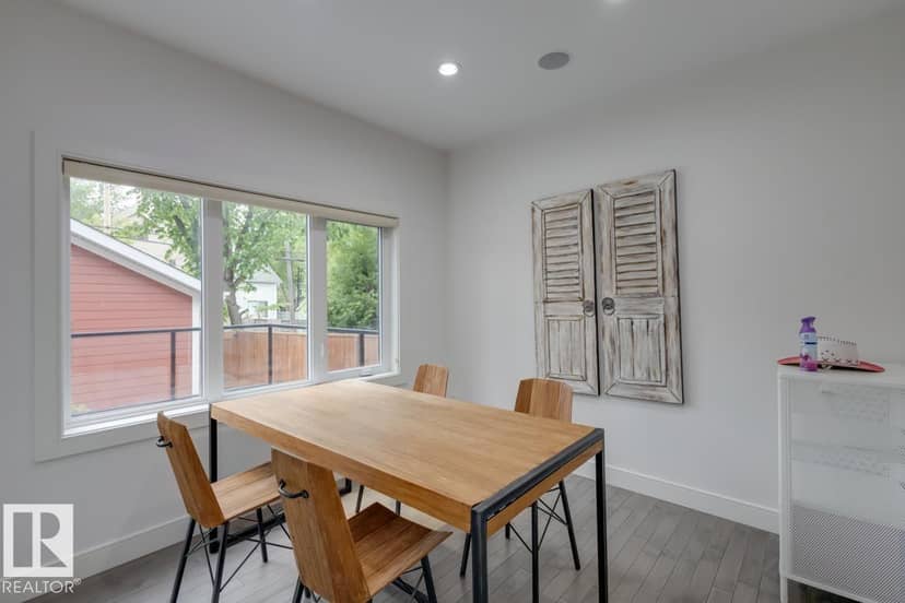 11045 85 AV NW — photo 24 of 40