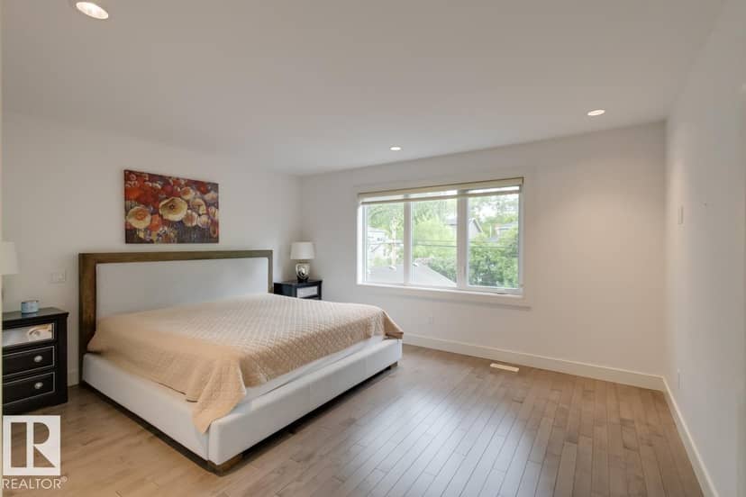 11045 85 AV NW — photo 30 of 40
