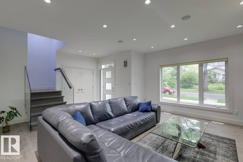 11045 85 AV NW, Edmonton, photo 8