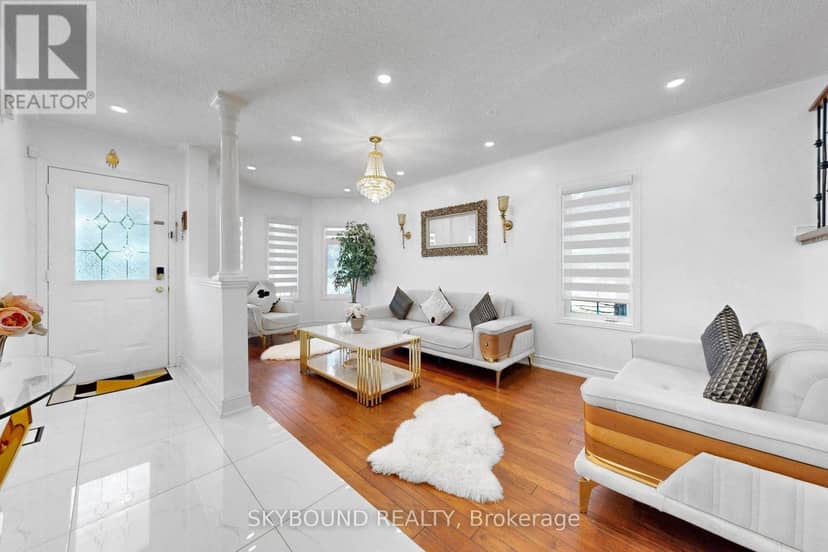 5925 Manzanillo Crescent — photo 6 of 40