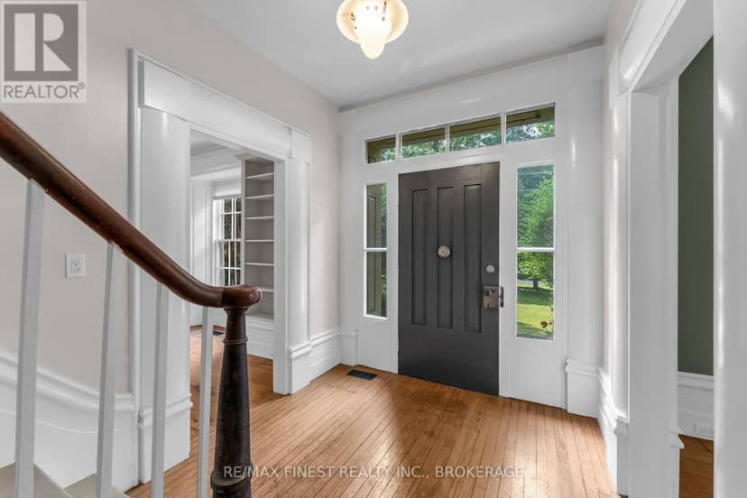 4247 Henderson Road — photo 5 of 40
