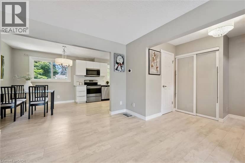 49 CEDARWOODS Crescent Unit# 53 — photo 7 of 30