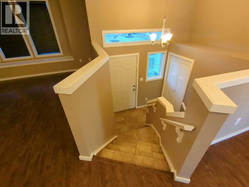 144 Mt Sundial Court W, Lethbridge, photo 4