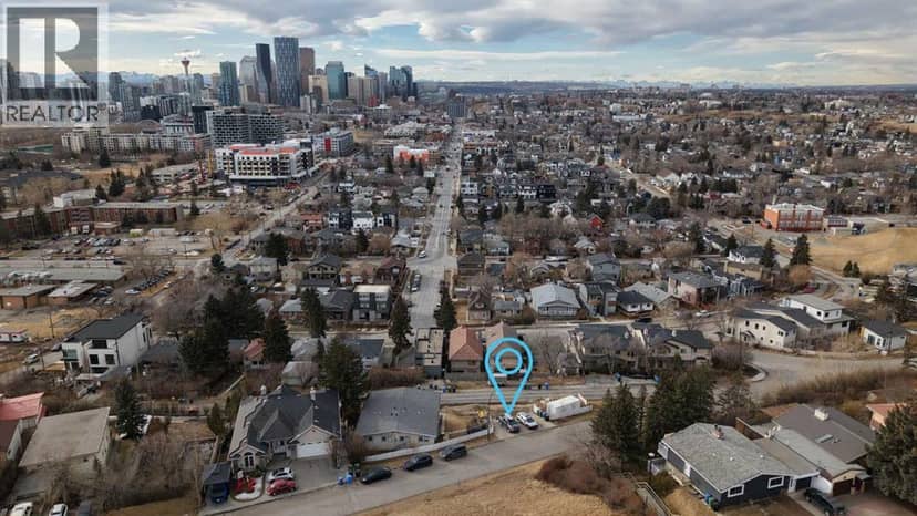 205 Thomson Avenue NE, Calgary, photo 3