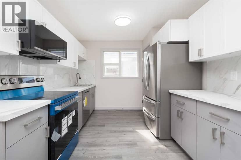 10 Cayuga Crescent W — photo 9 of 25
