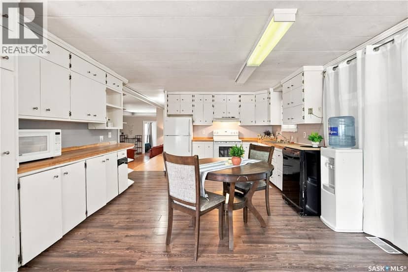 310 Second STREET, Mclean, photo 7