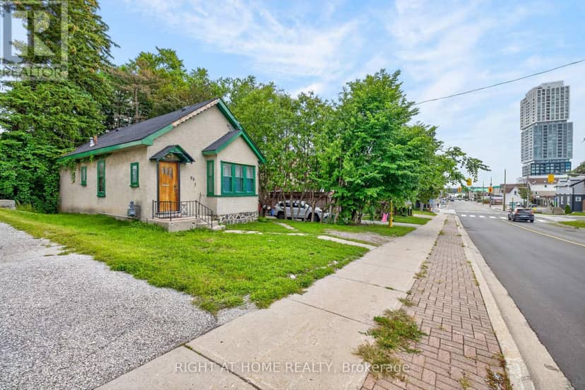 85 Maple Avenue — photo 2 of 28