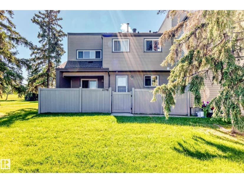 1798 Lakewood Rd S NW, Edmonton, photo 3