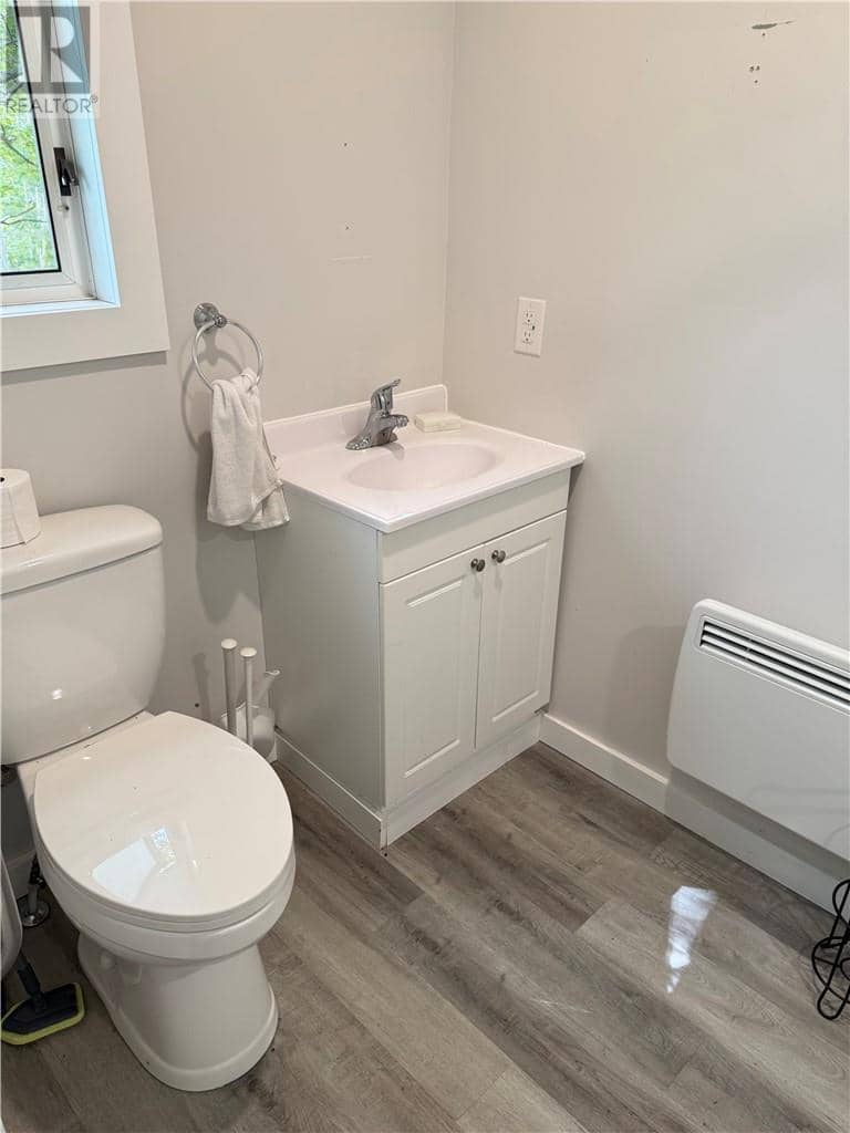 378 Courtemanche — photo 8 of 26
