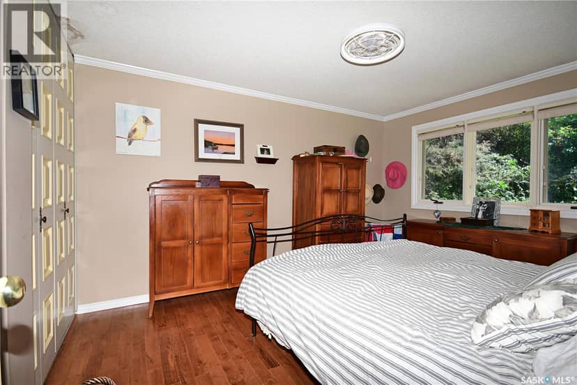 340 Johnson AVENUE — photo 16 of 40