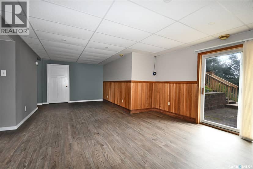 340 Johnson AVENUE — photo 26 of 40