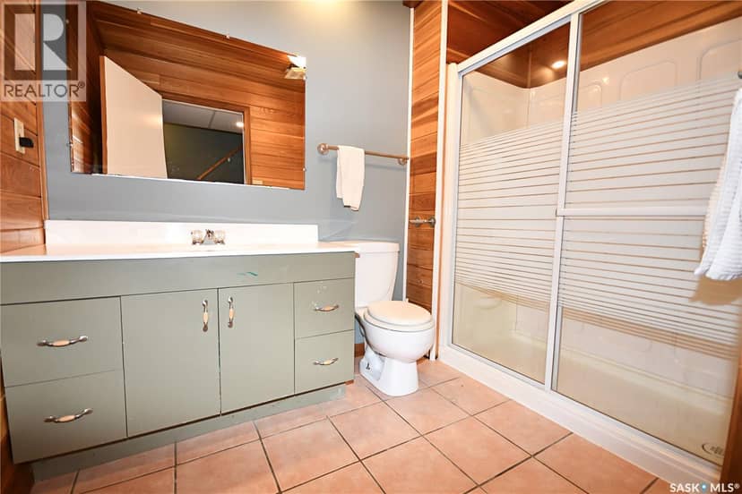 340 Johnson AVENUE — photo 30 of 40