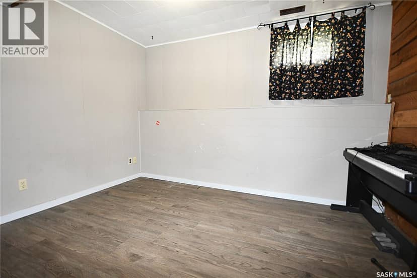 340 Johnson AVENUE — photo 28 of 40