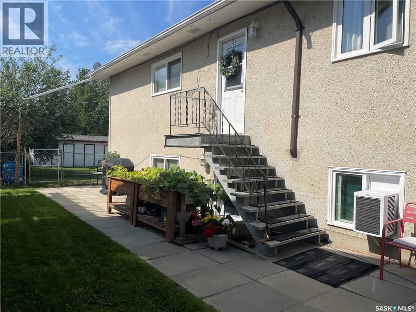 110 7th AVENUE S, Big River, photo 2