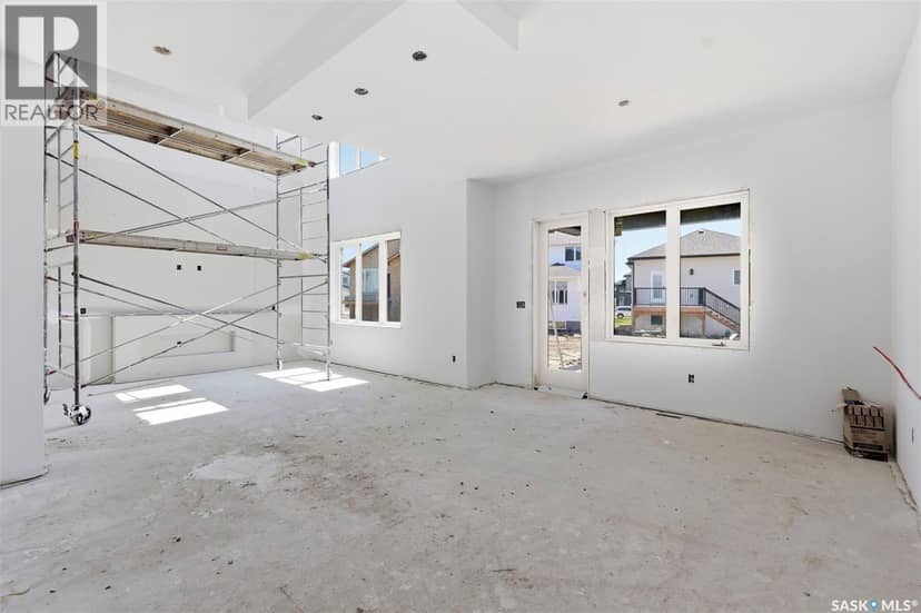 390 Sharma CRESCENT — photo 13 of 40