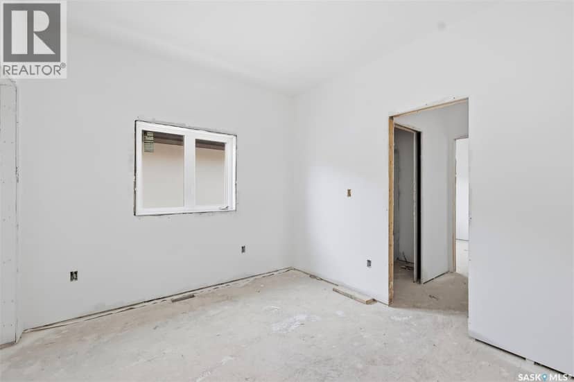 390 Sharma CRESCENT — photo 33 of 40