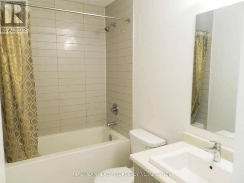 208 Harding Park Street — photo 12 of 18