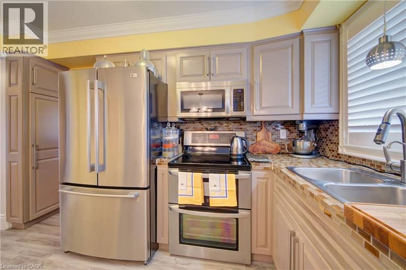 103 SOUTHWOOD Drive — photo 17 of 40