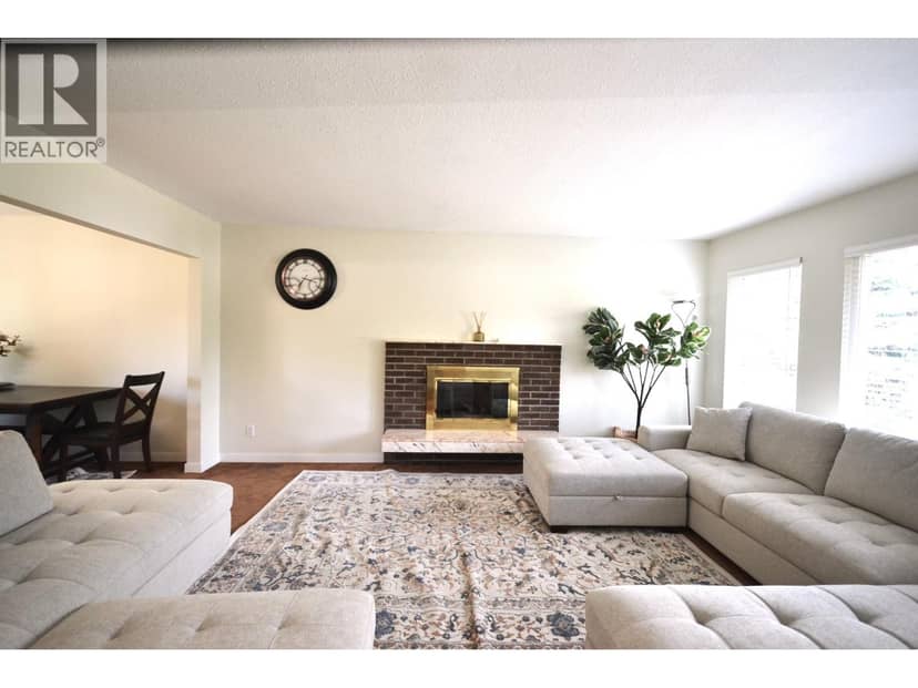 1410 LANSDOWNE DRIVE, Coquitlam, photo 2